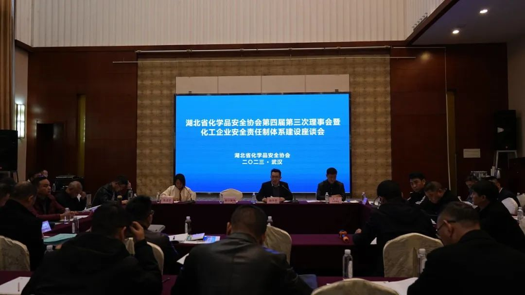 585f9740ceb7cce95e1254079f23ba7.png 585f9740ceb7cce95e1254079f23ba7.png