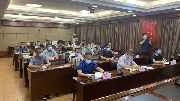 封面.jpg 封面.jpg